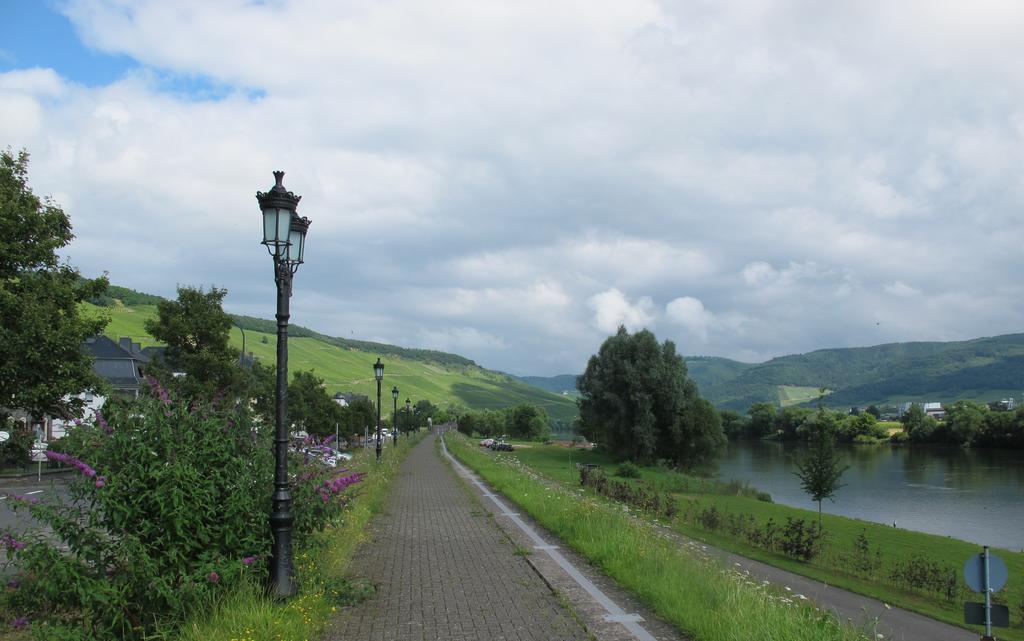 Hotel Mosel - River - Quartier 31 Lieser Zewnętrze zdjęcie